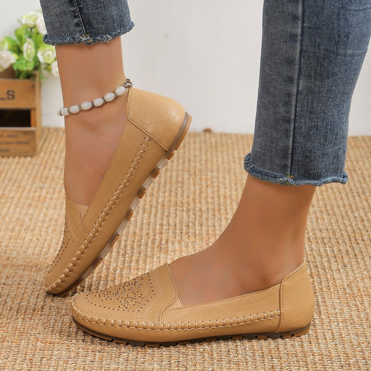 Women’s Handmade Gommino Driving Shoes – Solid‑Color Casual Flats