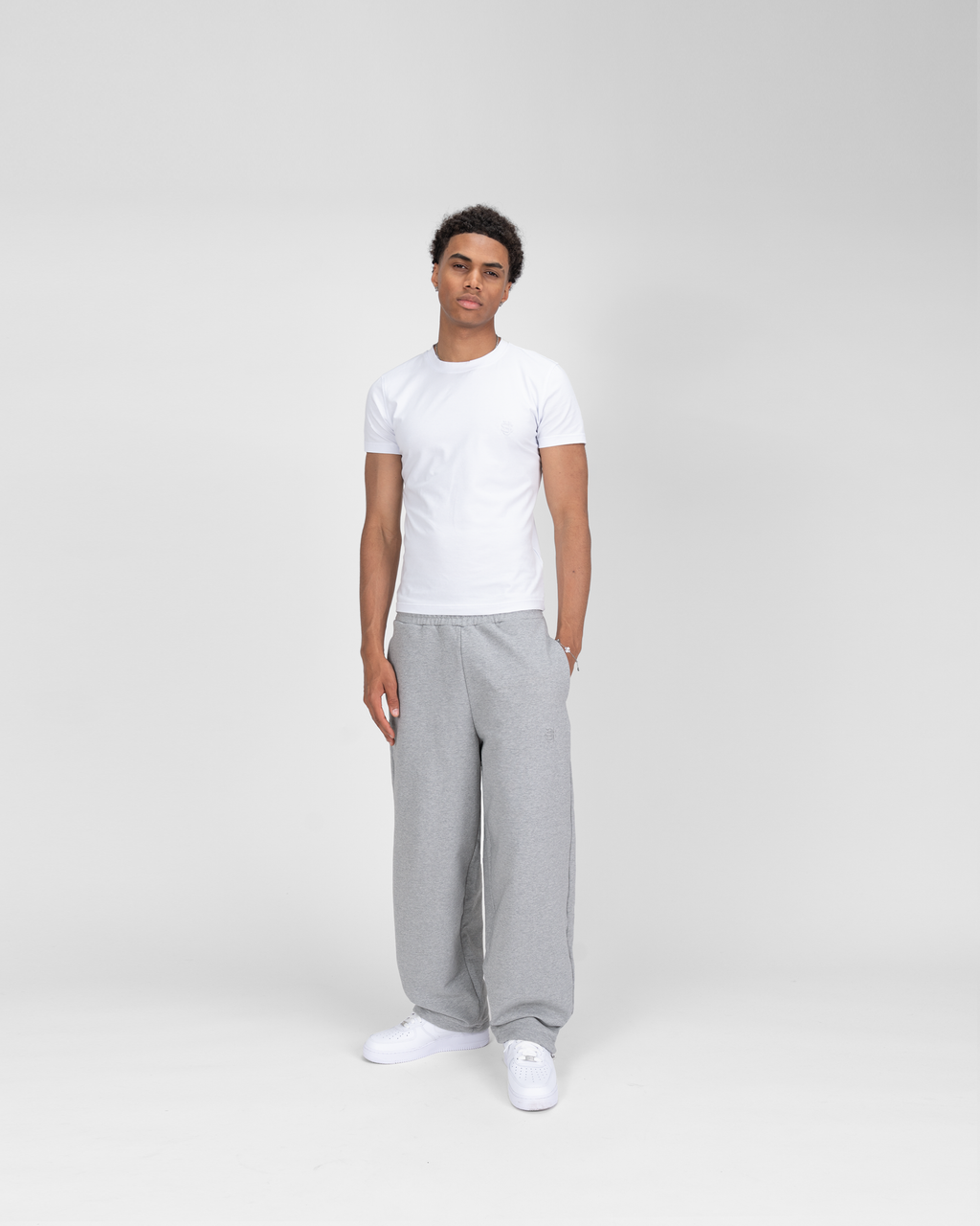 SU SLIM FIT T-SHIRT - BLACK